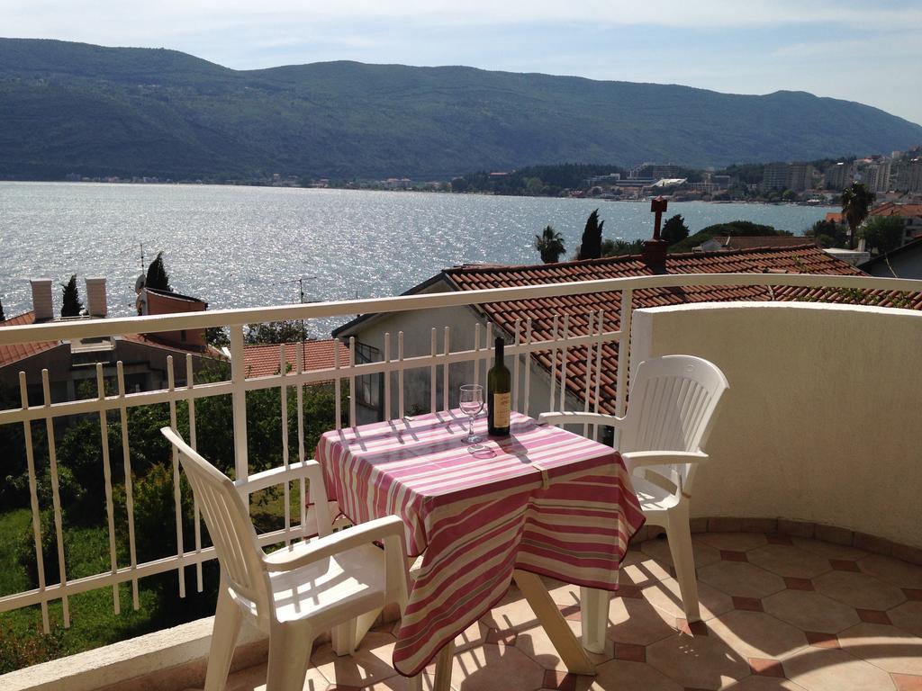 Apartment Topla Herceg Novi Exterior photo